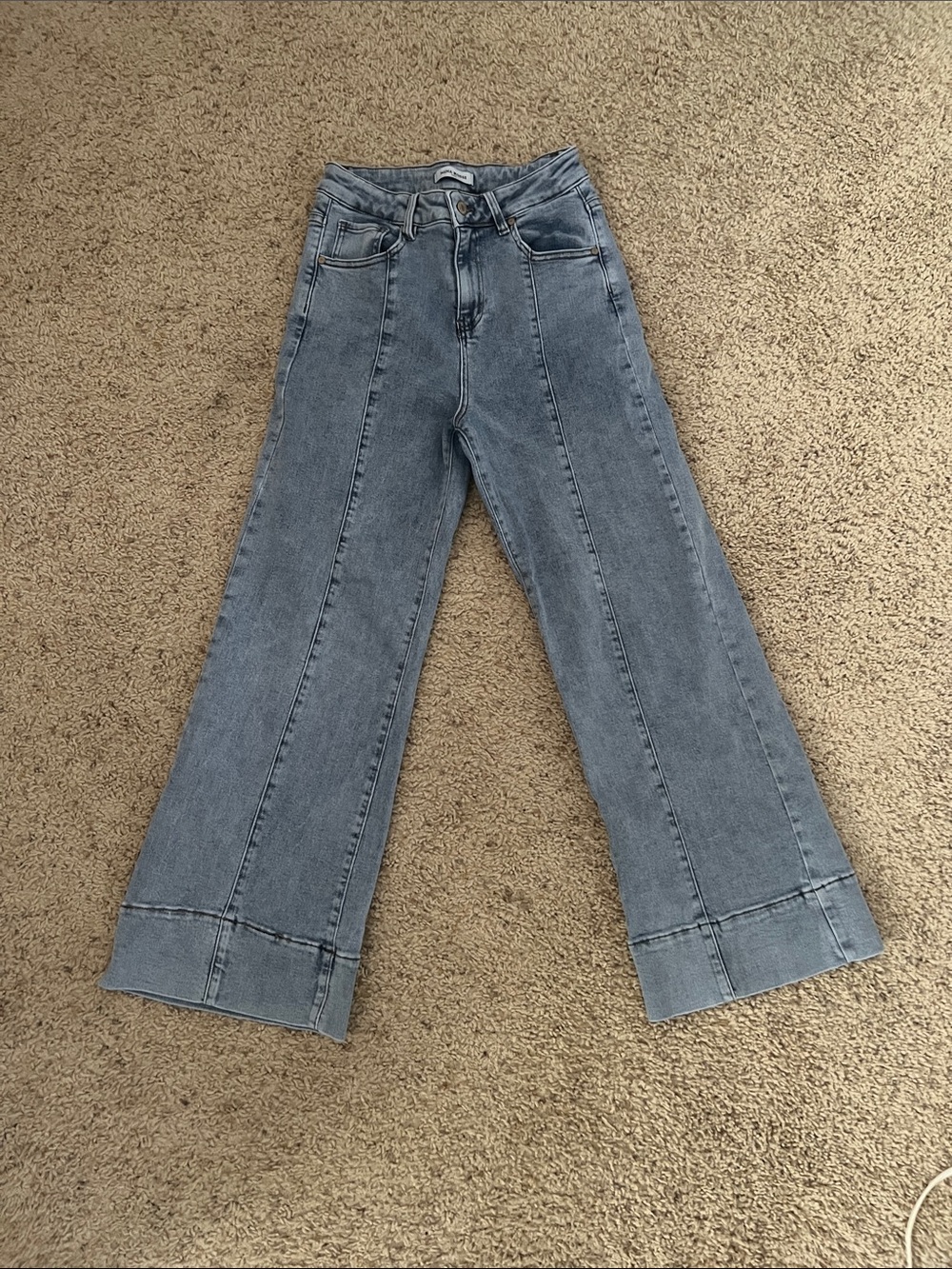 Nina Rossi High-Rise Light Blue Wide-Leg Jeans with Front Seam